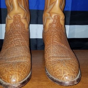 Elephant 12 eldorado boots.